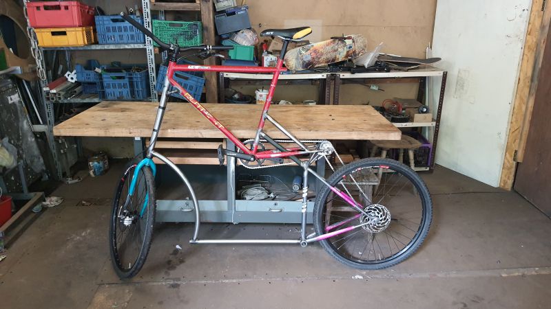 Datei:HannesCargoTallBike 20210918 124436.jpg